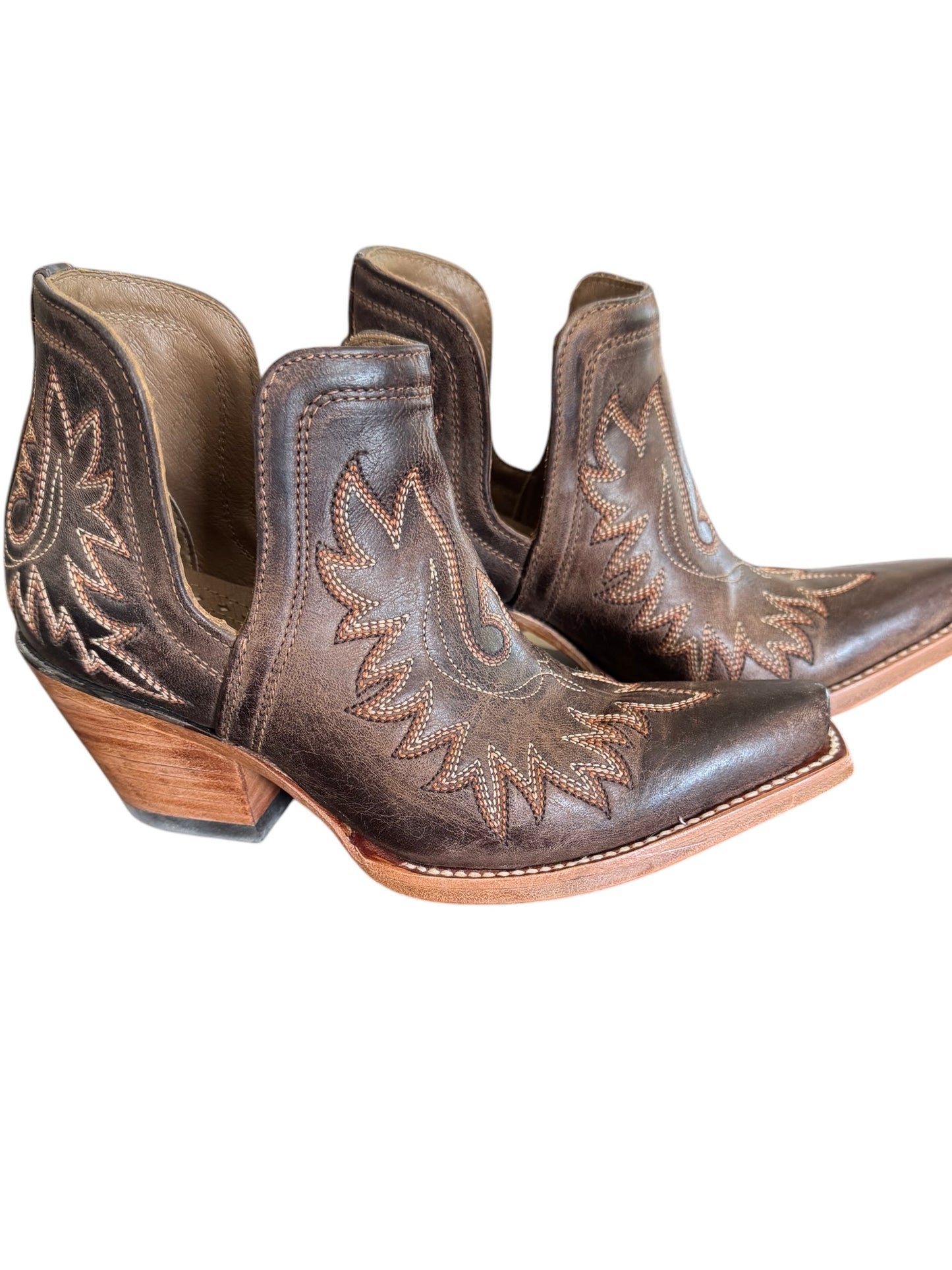 Ariat Dixon brown booties sz 5.5