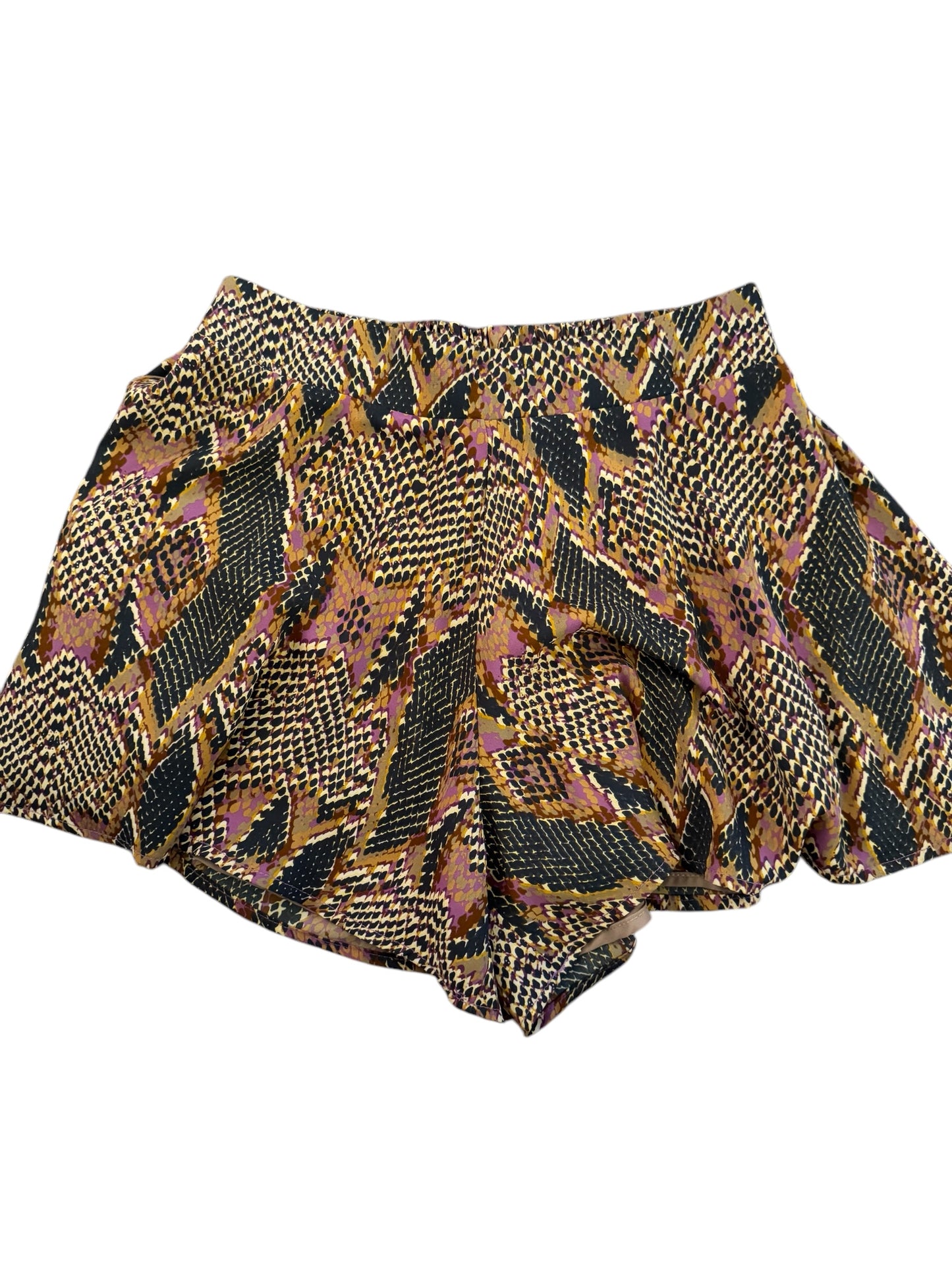 Adrienne python print Shorts sz S