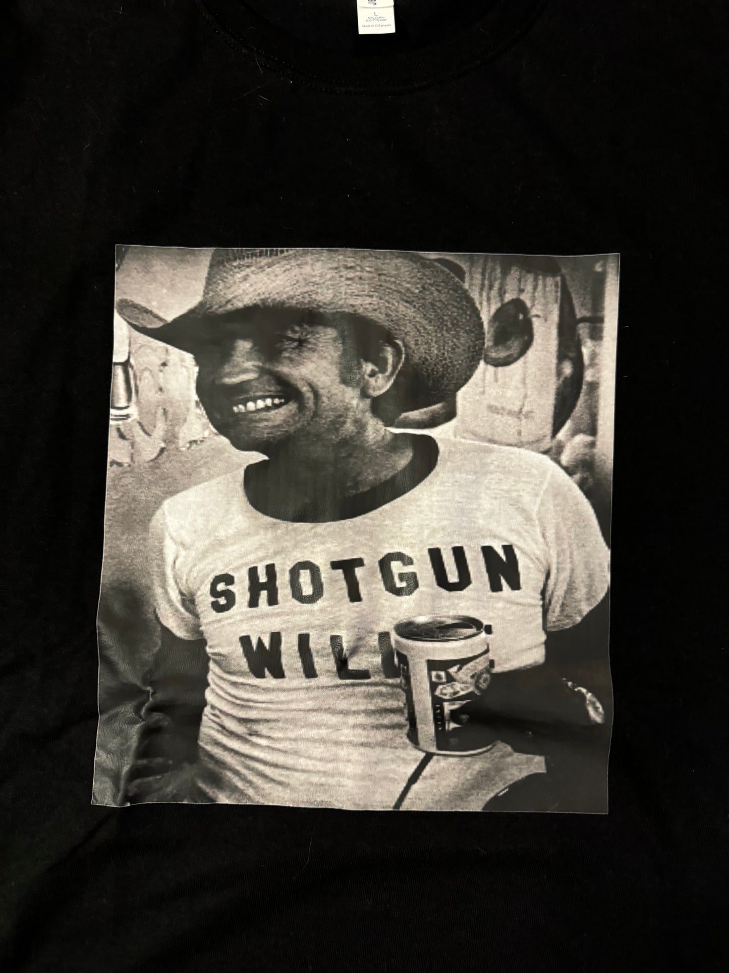 Shotgun Willie NEW tee sz L