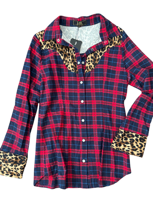 NWT plaid & leopard Pearl snap sz M