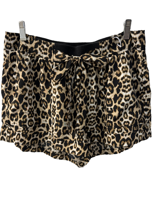 Leopard sz 10 shorts