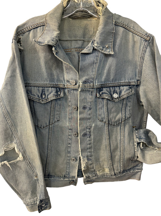 Boutique distressed Jean Jkt sz L/XL