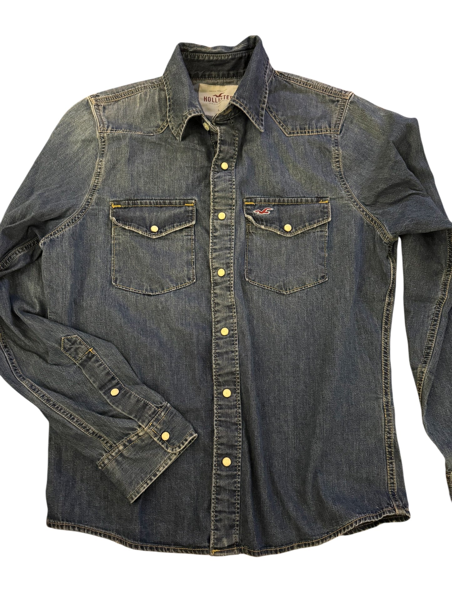 Hollister Men’s denim pearl snap Sz L