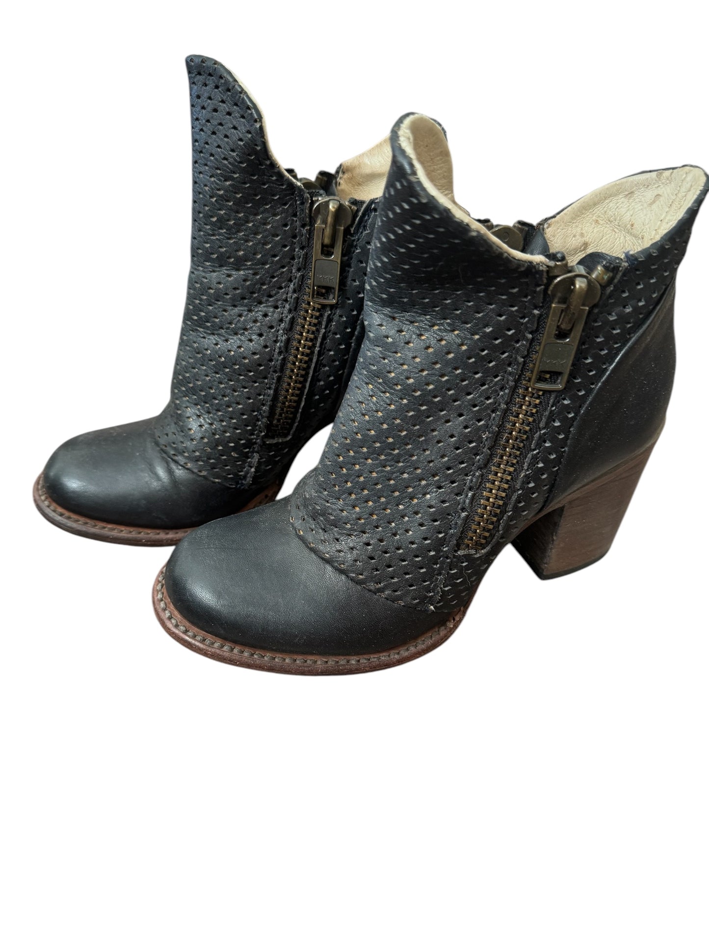 Freebird Bowie Booties Sz 6